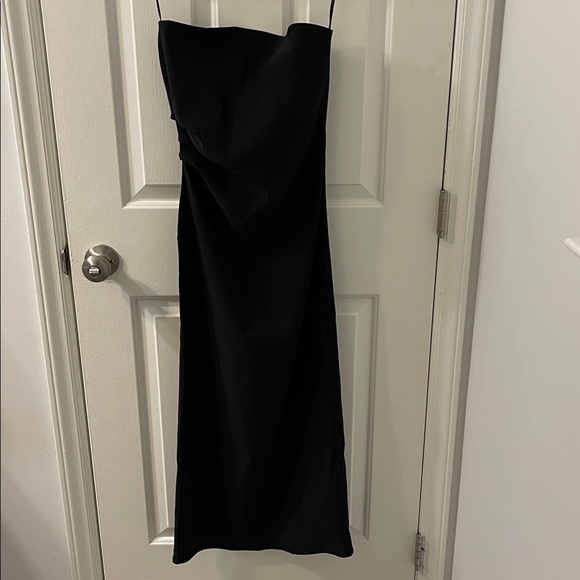 NWOT ZARA Beautiful Black Strapless Midi Dress with Slit - Women’s Medium - Picture 7 of 9